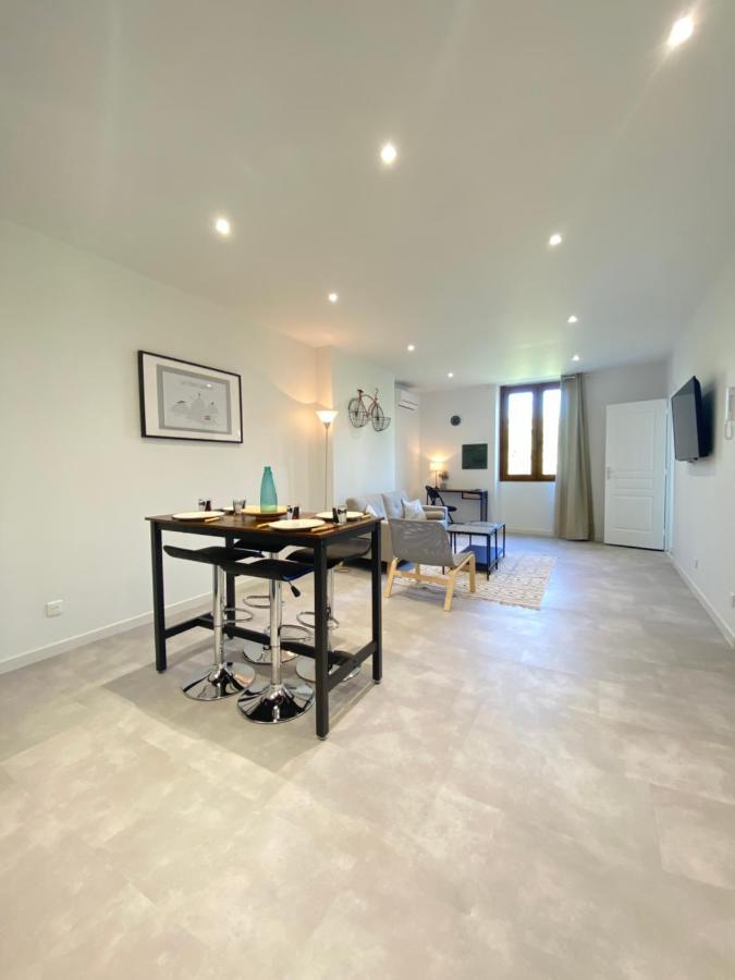 T3 2 chambres-centre-ville Place d'Armes Clim-Wifi Toulon Extérieur photo